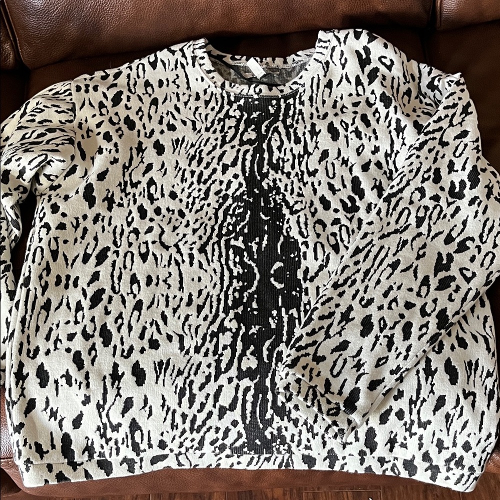 Zara Monochrome Animal Print Sweatshirt